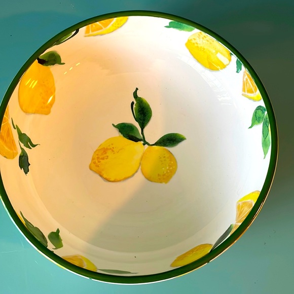 Pier 1 cute Lemon Bowl